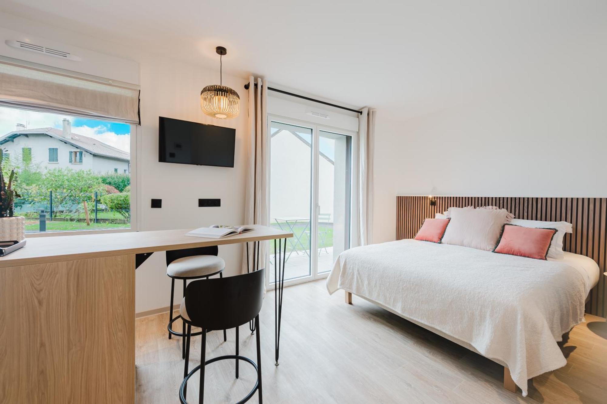 Appart Hotel Neostelia Анси Экстерьер фото