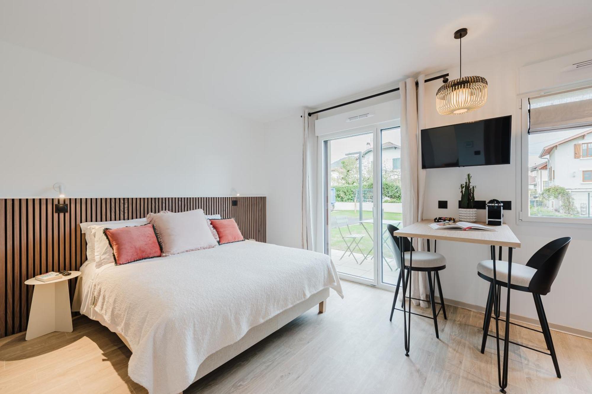 Appart Hotel Neostelia Анси Экстерьер фото